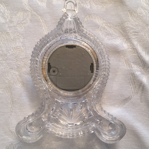Crystal Clock - Picture 3 of 4